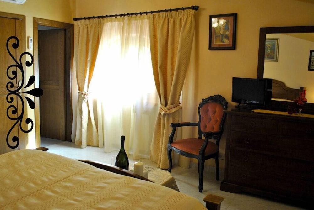 Hotel Villa San Giorgio Poggibonsi Eksteriør billede