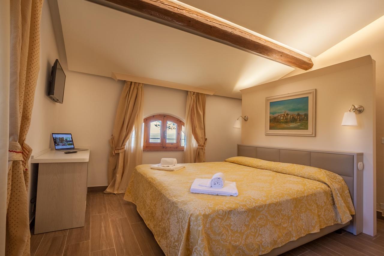 Hotel Villa San Giorgio Poggibonsi Eksteriør billede
