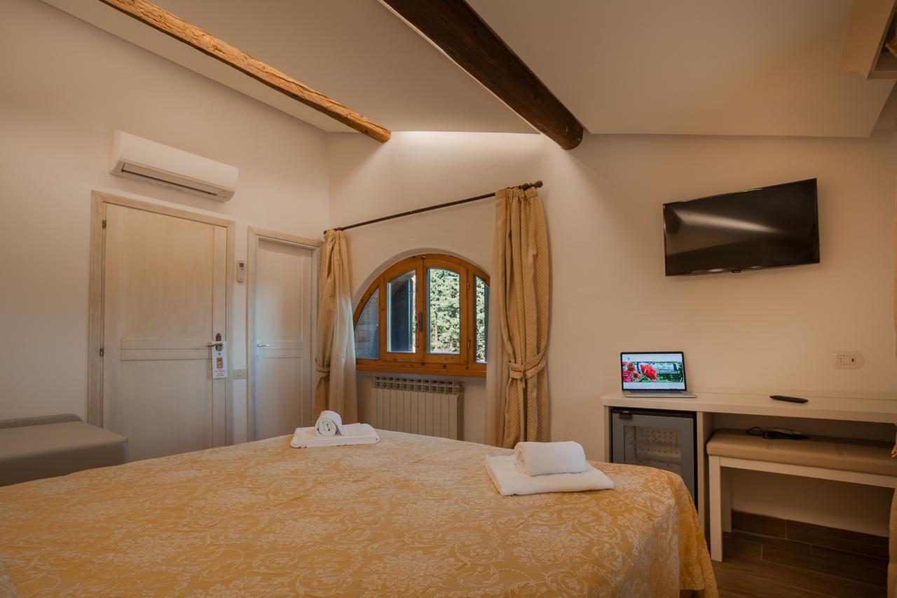 Hotel Villa San Giorgio Poggibonsi Eksteriør billede