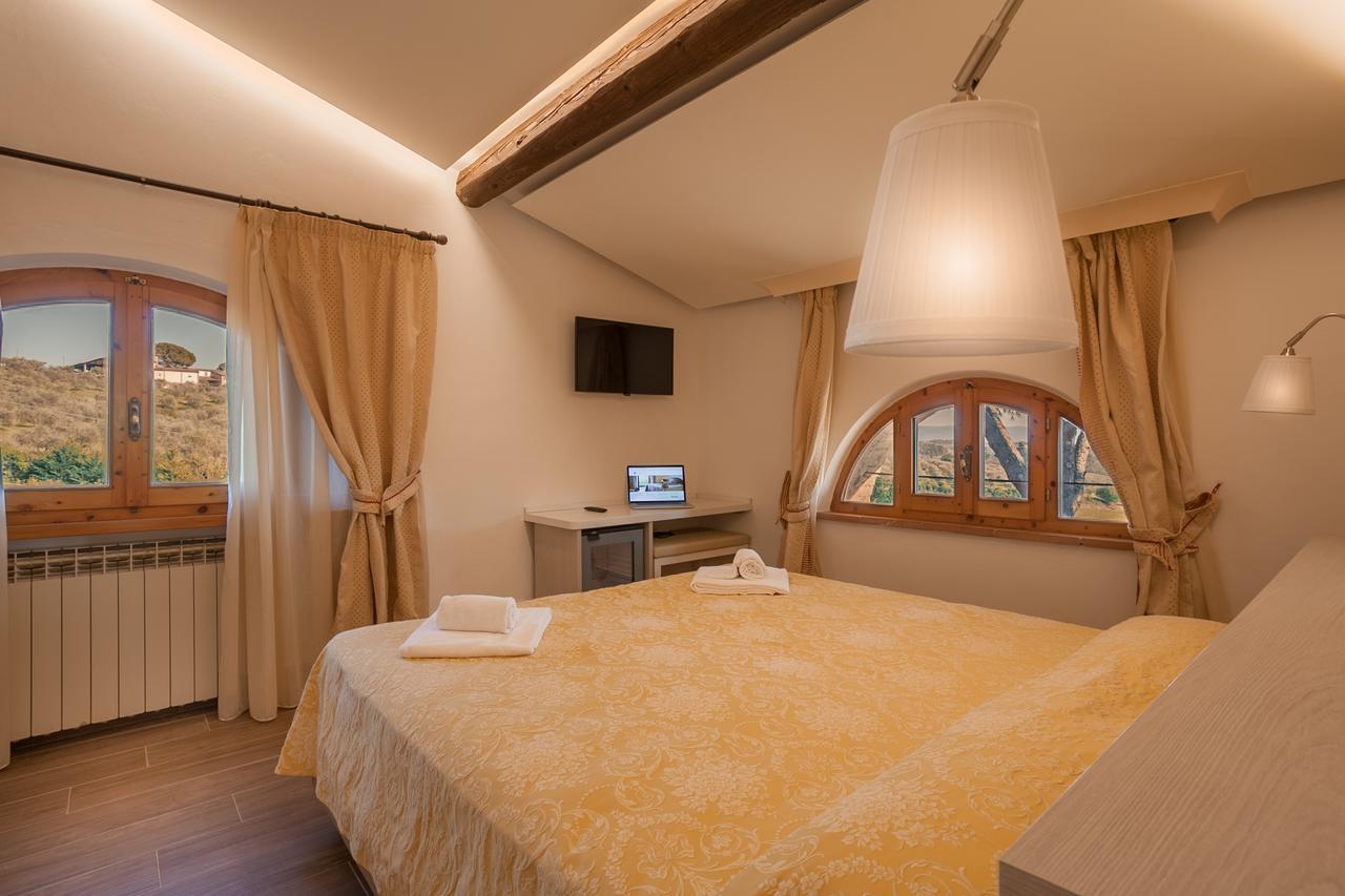 Hotel Villa San Giorgio Poggibonsi Eksteriør billede
