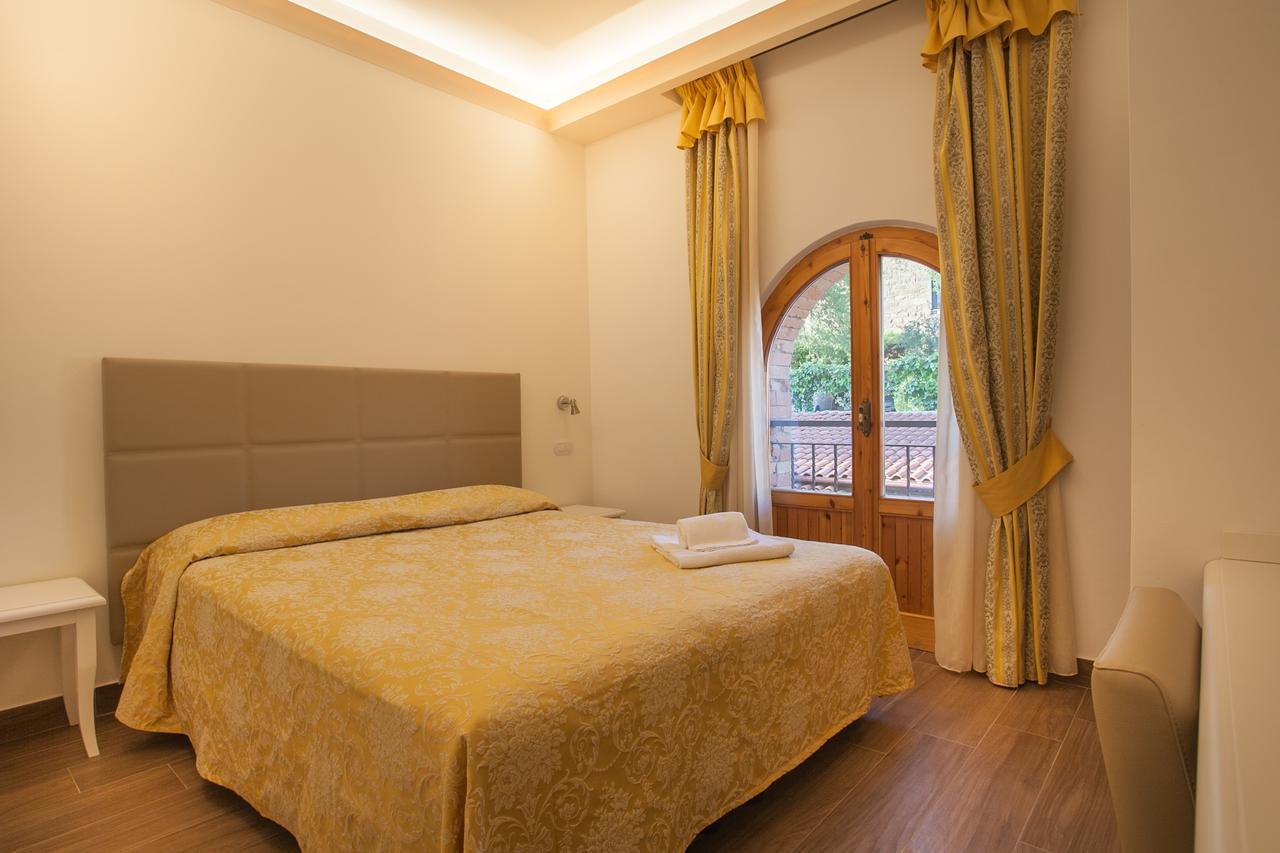Hotel Villa San Giorgio Poggibonsi Eksteriør billede