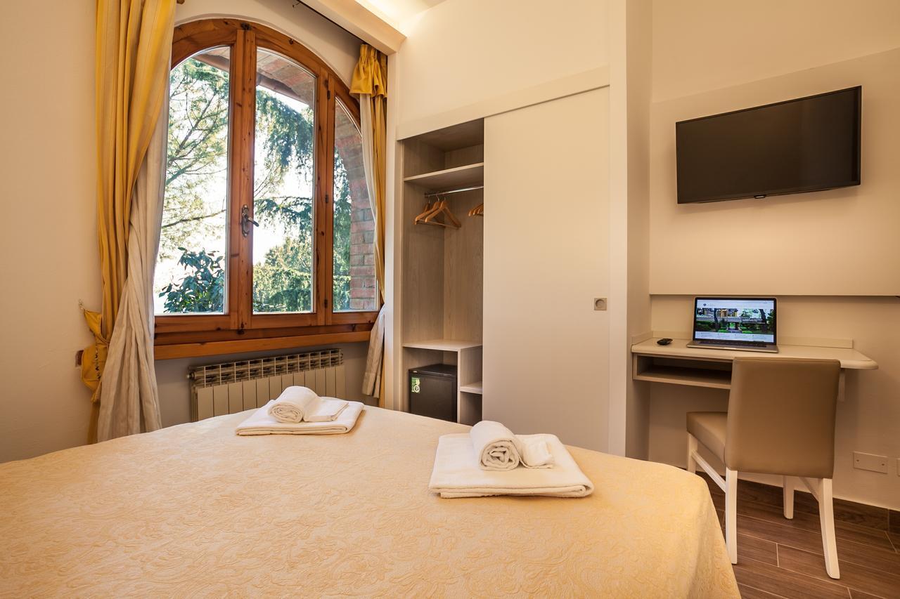 Hotel Villa San Giorgio Poggibonsi Eksteriør billede